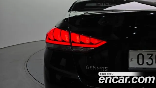 Hyundai Genesis 2016 — фото 9