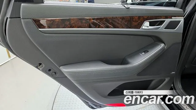Hyundai Genesis 2016 — фото 15