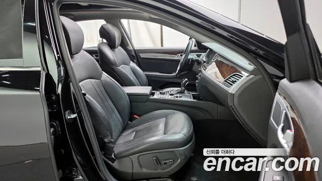 Hyundai Genesis 2016 — фото 16
