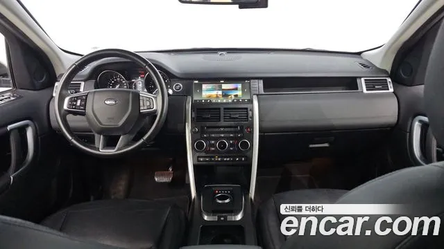 Land Rover Discovery Sport 2018 — фото 10