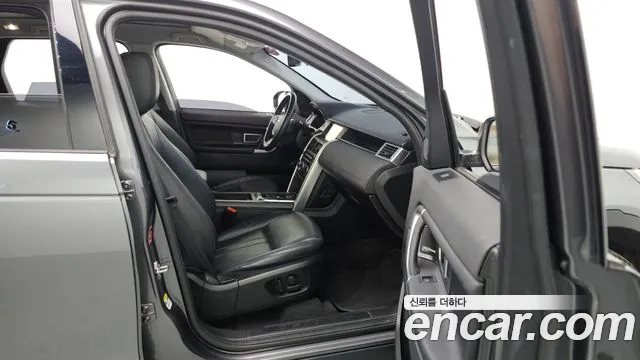 Land Rover Discovery Sport 2018 — фото 16