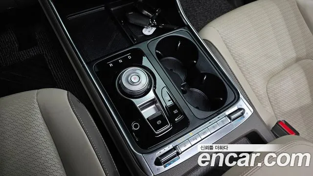 Kia Canival 2024 — фото 12