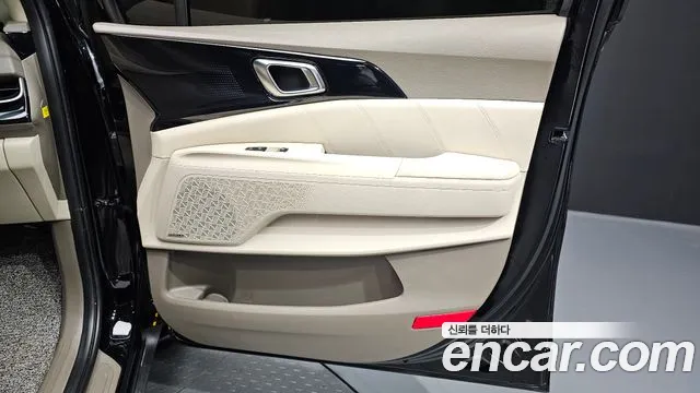 Kia Canival 2024 — фото 15