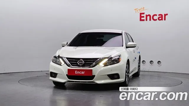 Nissan Altima 2017 — фото 3