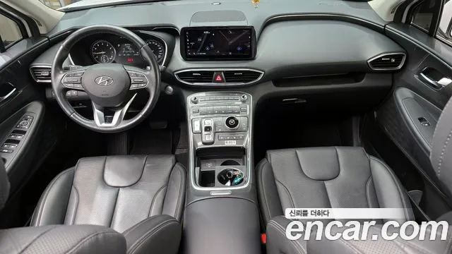 Hyundai Santafe 2021 — фото 10