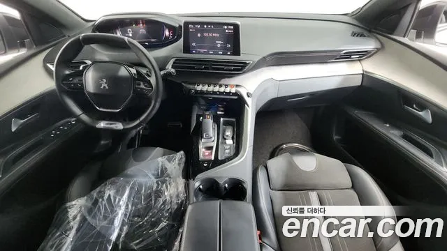 Peugeot 5008 2022 — фото 10