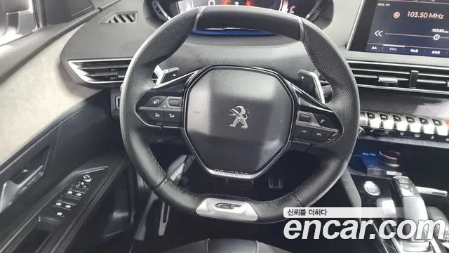 Peugeot 5008 2022 — фото 19