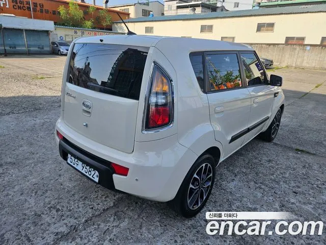 Kia Soul 2010 — фото 4