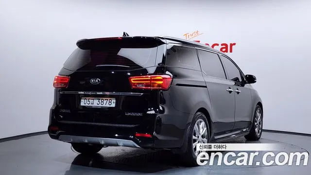 Kia Canival 2019 — фото 2