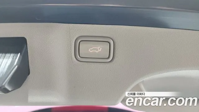 Kia Canival 2019 — фото 18