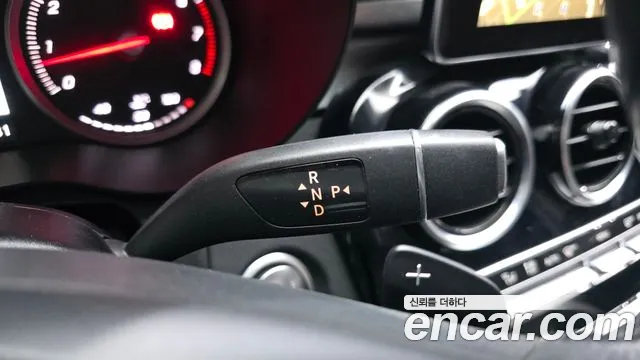 Mercedes-Benz C-Class 2017 — фото 12