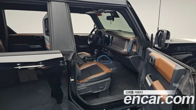 Ford Bronco 2023 — фото 15