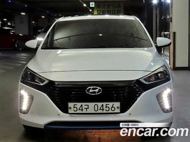 Hyundai Ioniq 2017 — фото 2