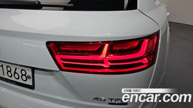 Audi Q7 2019 — фото 8