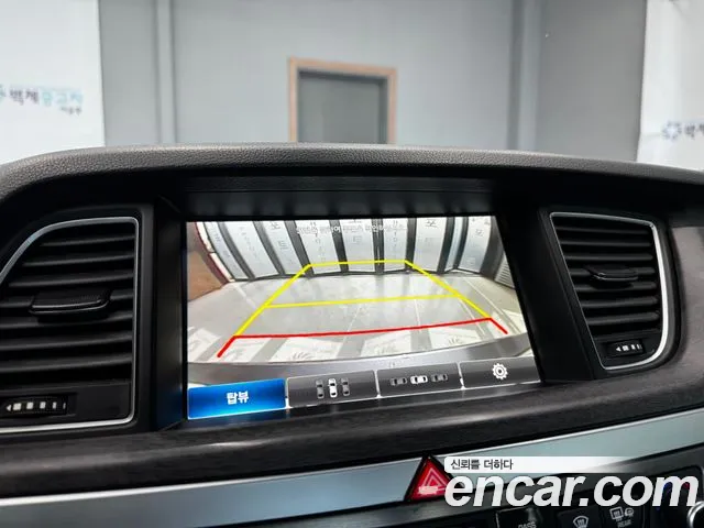 Hyundai Genesis 2016 — фото 15