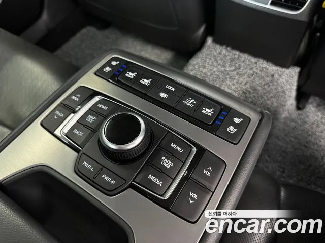 Hyundai Genesis 2016 — фото 18