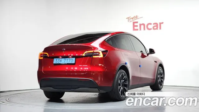 Tesla Model Y 2024 — фото 1