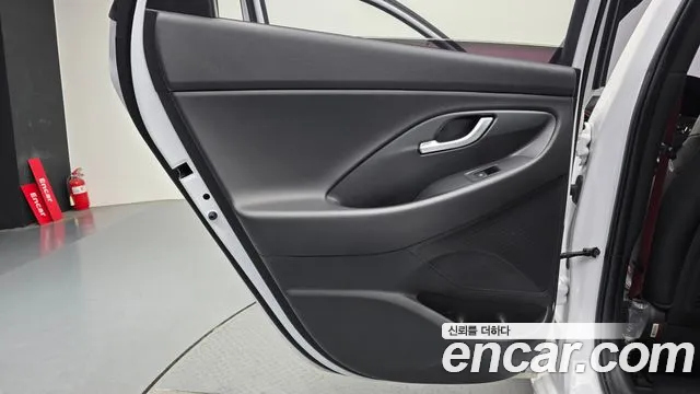 Hyundai i30 2018 — фото 15