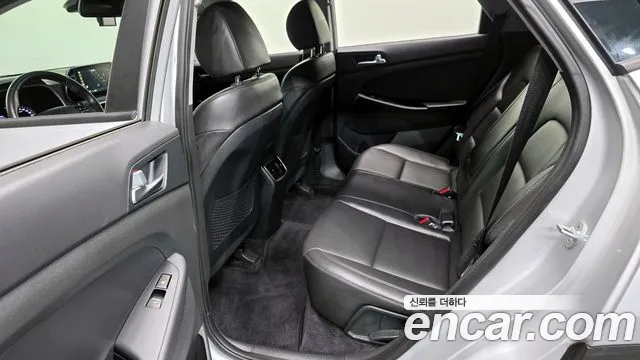 Hyundai Tucson 2020 — фото 18