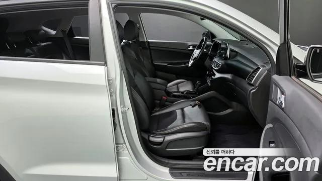 Hyundai Tucson 2020 — фото 16
