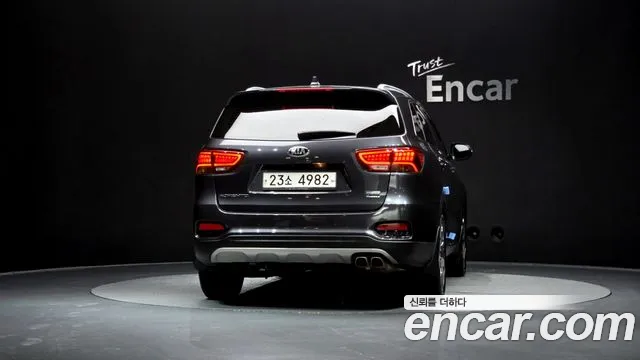 Kia Sorento 2018 — фото 4