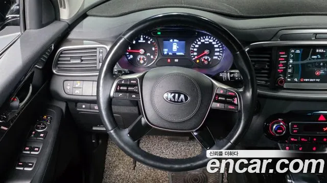 Kia Sorento 2018 — фото 13