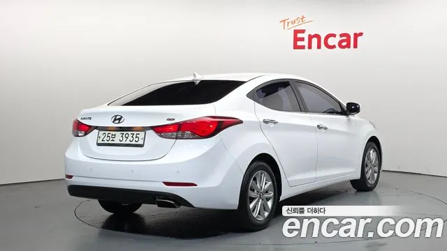 Hyundai AVANTE 2015 — фото 2