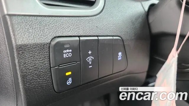 Hyundai AVANTE 2015 — фото 14