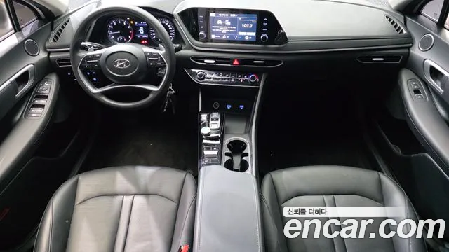 Hyundai Sonata 2021 — фото 10