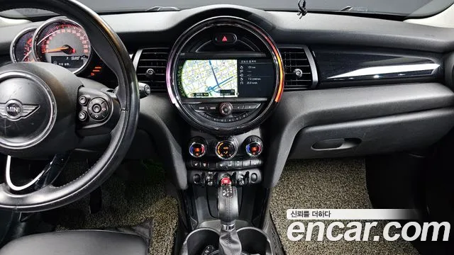 Mini Cooper 2015 — фото 13