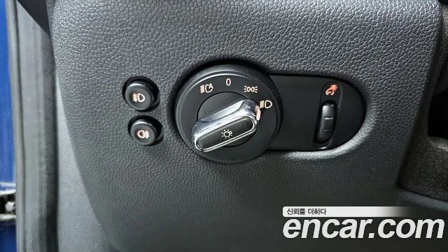 Mini Cooper 2015 — фото 18