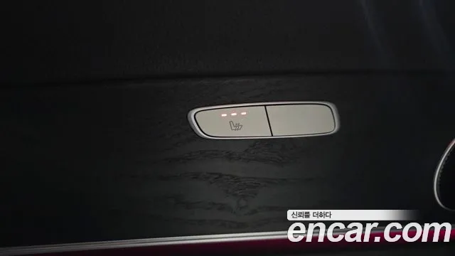 Mercedes-Benz E-Class 2017 — фото 18