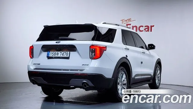 Ford Explorer 2022 — фото 2