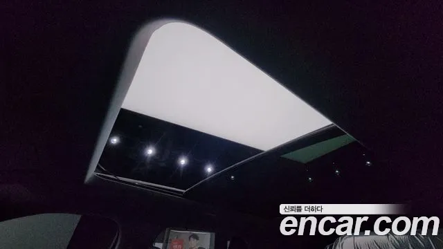 Ford Explorer 2022 — фото 16