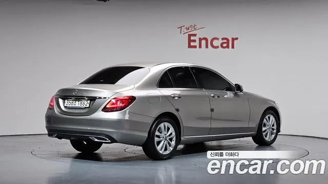 Mercedes-Benz C-Class 2020 — фото 1