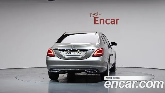 Mercedes-Benz C-Class 2020 — фото 3