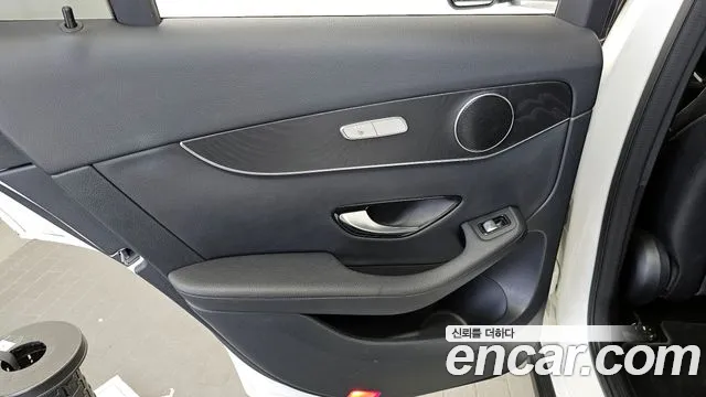 Mercedes-Benz GLC-Class 2019 — фото 15
