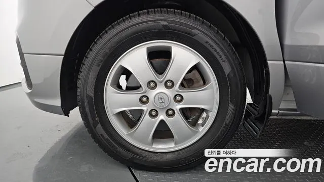Hyundai Starex 2018 — фото 5