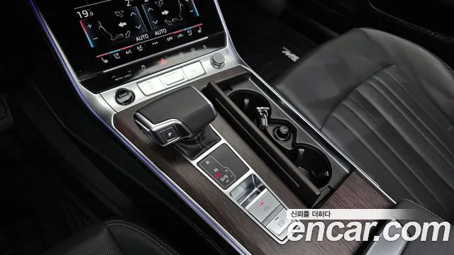 Audi A6 2023 — фото 12