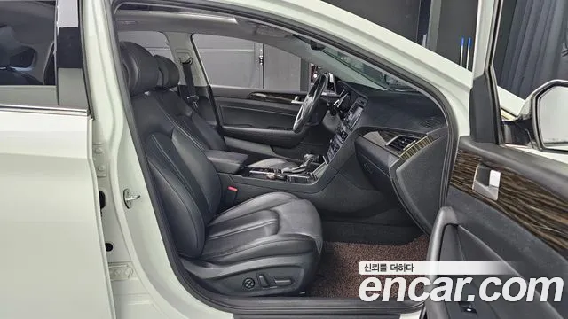 Hyundai Sonata 2016 — фото 12