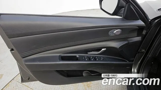 Hyundai AVANTE 2022 — фото 14
