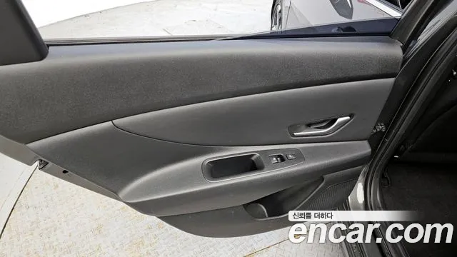 Hyundai AVANTE 2022 — фото 15