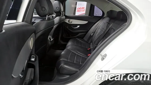 Mercedes-Benz C-Class 2017 — фото 12
