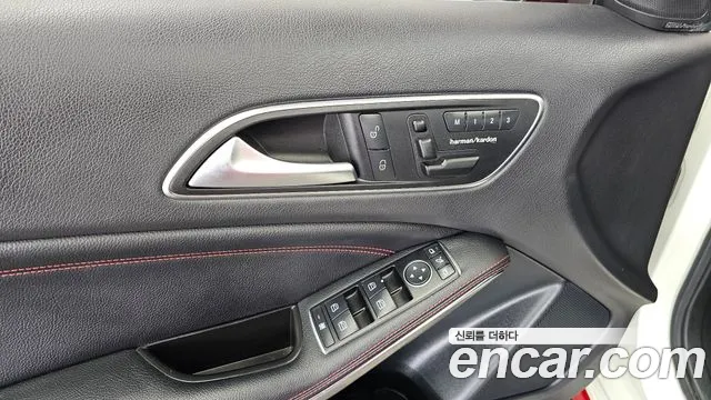 Mercedes-Benz A-Class 2015 — фото 18
