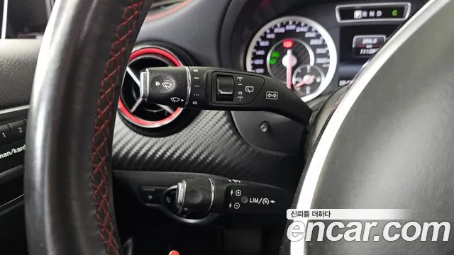 Mercedes-Benz A-Class 2015 — фото 19
