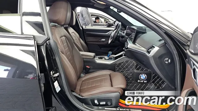 BMW i4 2023 — фото 17