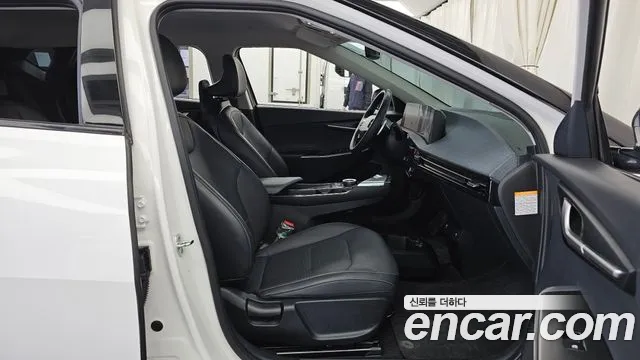 Kia EV6 2022 — фото 11