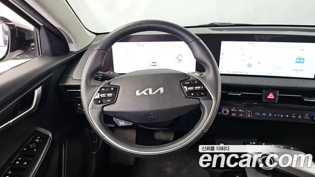 Kia EV6 2022 — фото 13
