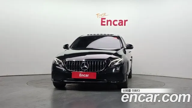 Mercedes-Benz E-Class 2019 — фото 3