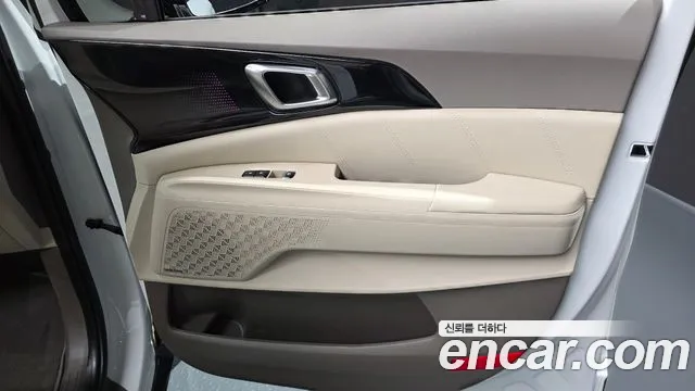 Kia Canival 2025 — фото 14